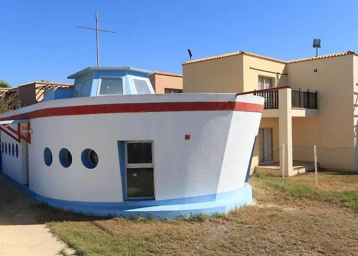 Eleni 4* Χλώρακα