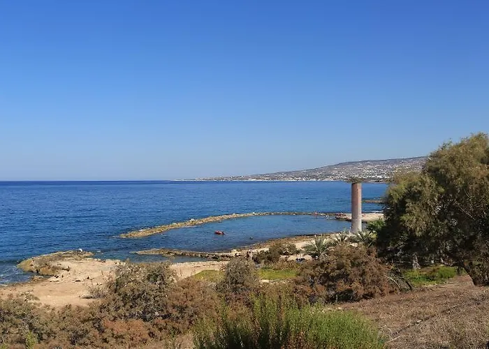 Eleni Χλώρακα