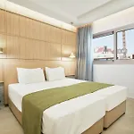 فندق Eleni 4*