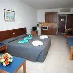 Eleni 4*