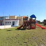 فندق Eleni 4*
