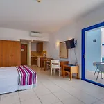 Eleni 4*