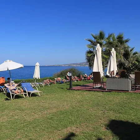 Hotel Eleni Klorakas