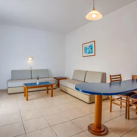 Hotel Eleni Klorakas