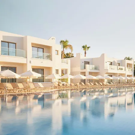 Eleni Hotel Klorakas