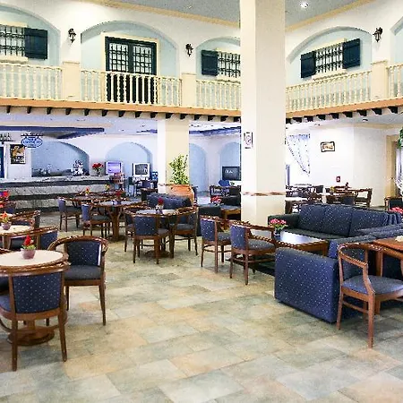 埃莱尼渡假酒店 酒店 Klorakas