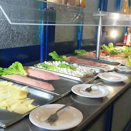 埃莱尼渡假酒店 酒店 4*