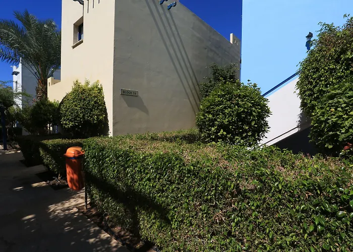 Hotel Eleni Klorakas